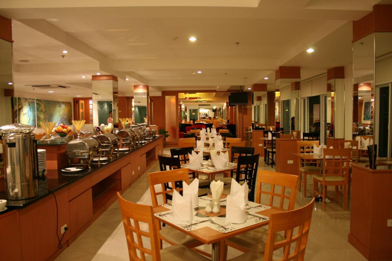 פאטאיה Baron Beach Hotel מראה חיצוני תמונה