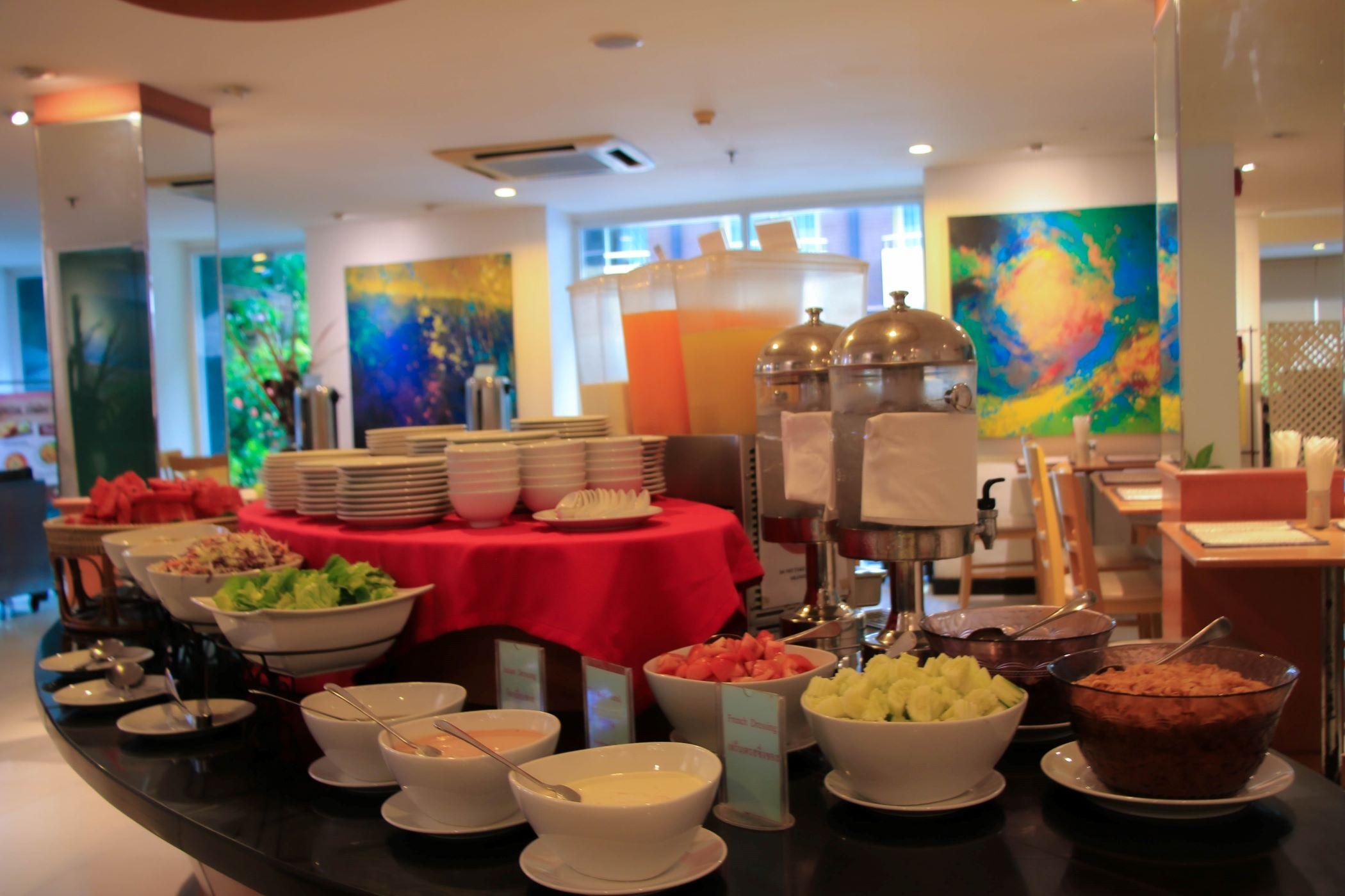 פאטאיה Baron Beach Hotel מראה חיצוני תמונה